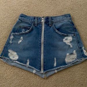 CARMAR White Zipper Denim Skirt